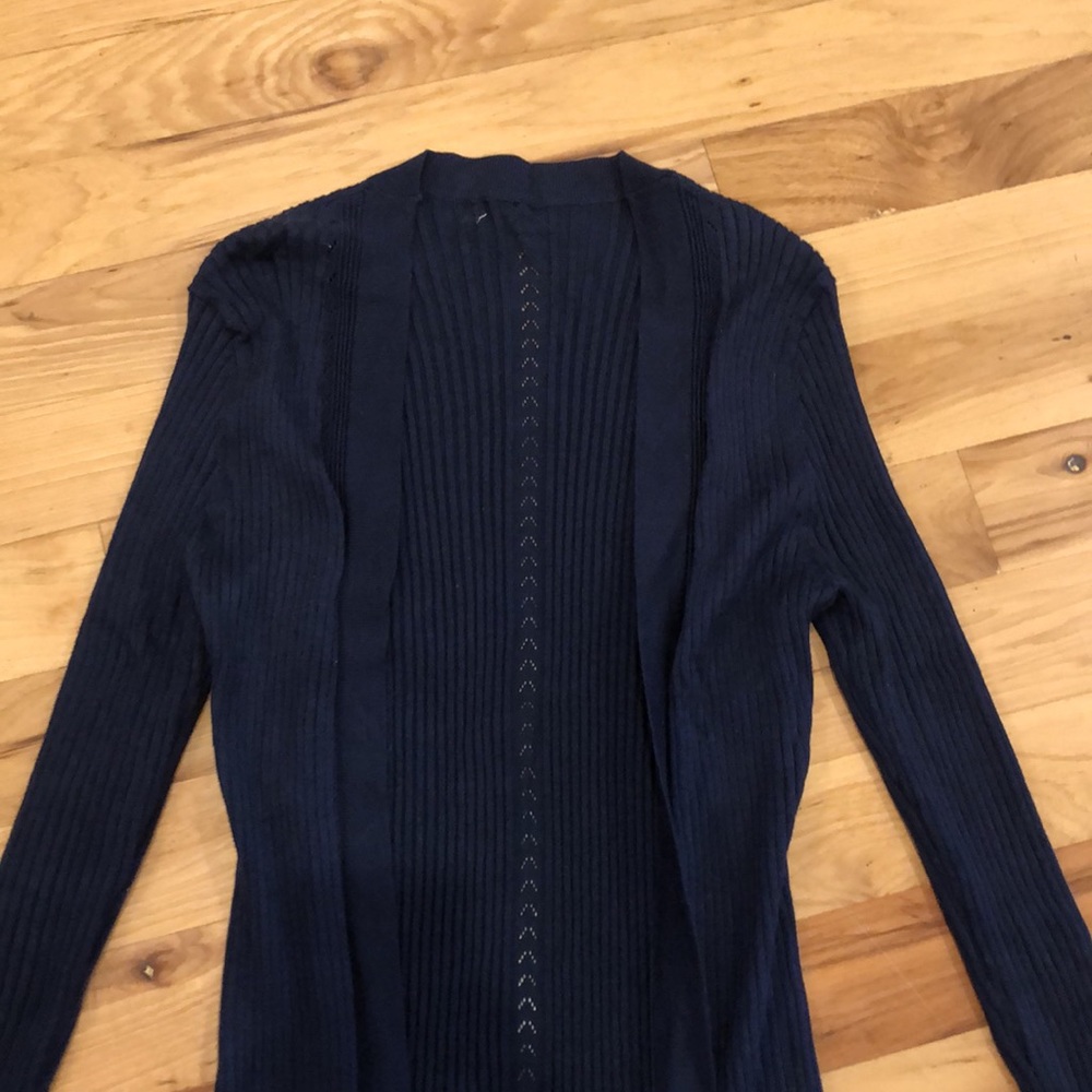Cardigan - Picture 2 of 3